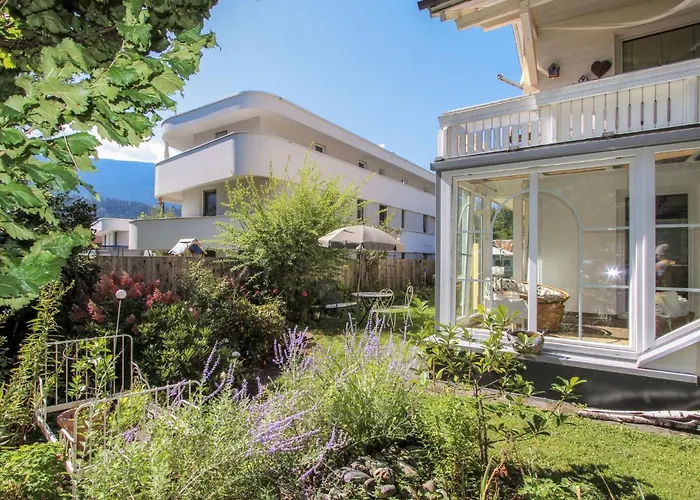 Evelyne By Interhome *